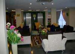 Trio Bandung Hotel Exterior foto